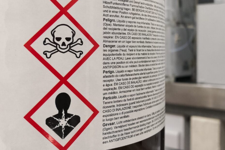 Chemical compliance. Labelling registered chemicals. Poison Centre Notification, PCN, Hazard Symbols, Chemicals, Compliance, REACH, ECHA.